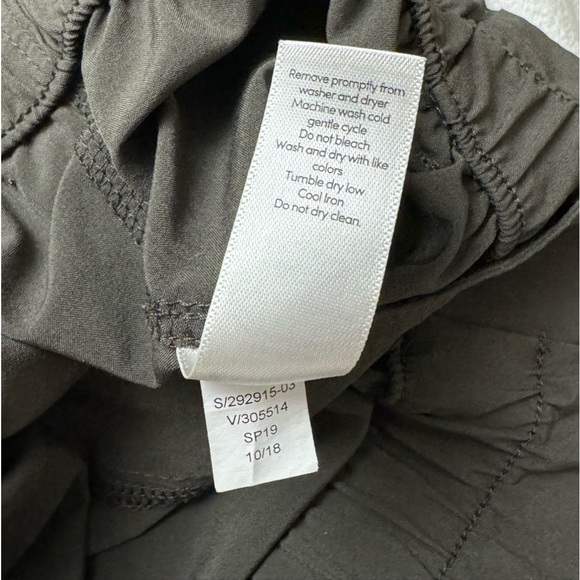 Athleta Skyline Ankle Pants Size 2 Olive Green Featherweight Stretch Lounge - Picture 12 of 13